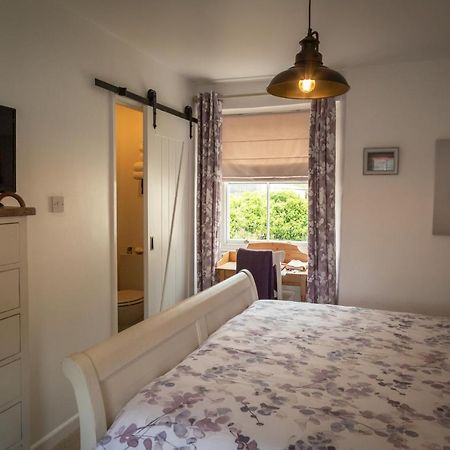 Stone'S Throw Cottage 메바기시 외부 사진